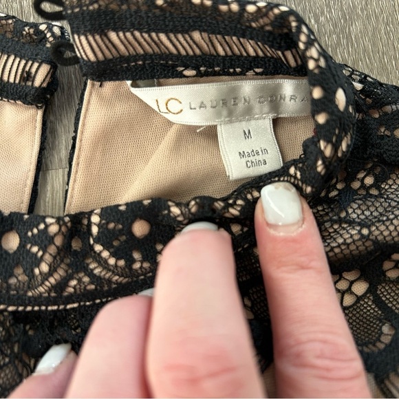 LC Lauren Conrad Black Sleeveless Lace Feminine Business casual Blouse - Picture 4 of 9